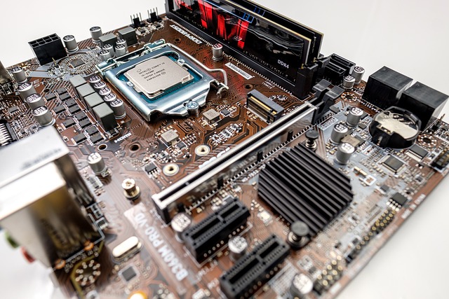 掌訊導航電源芯片在哪個位置(掌訊導航電源芯片詳解：位置、使用方法與注意事項)